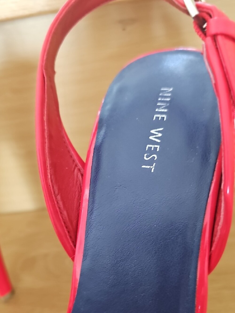 Nine West Red Polka Dot Platform Slingback Heels with Bow - Picture 4 of 8